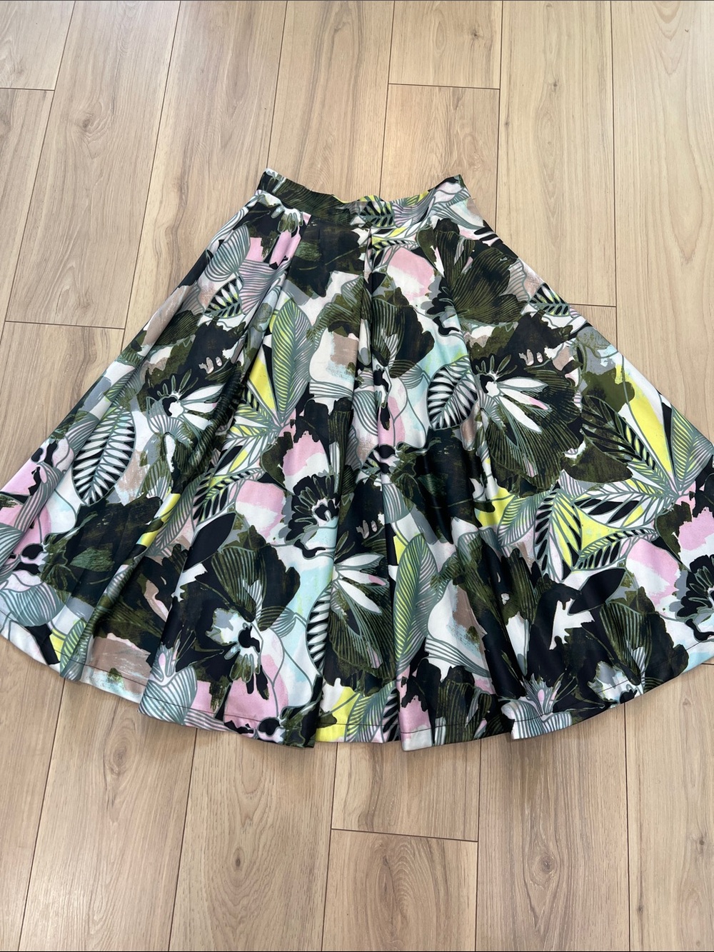 Romeo & Juliet Couture Floral A-Line Skirt in Black, Pink & Green